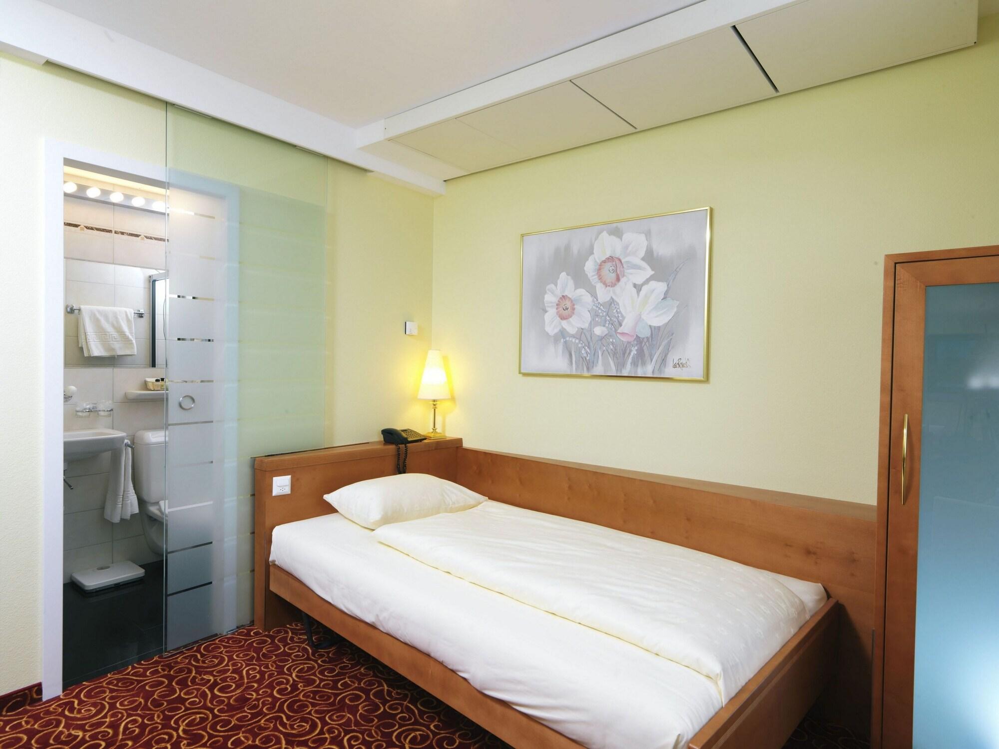 Gaia Hotel